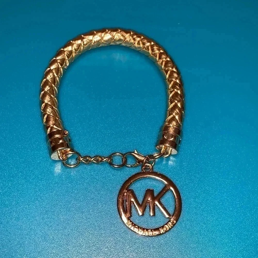 MICHAEL KORS Bracelet, Excellent Condition❣️
